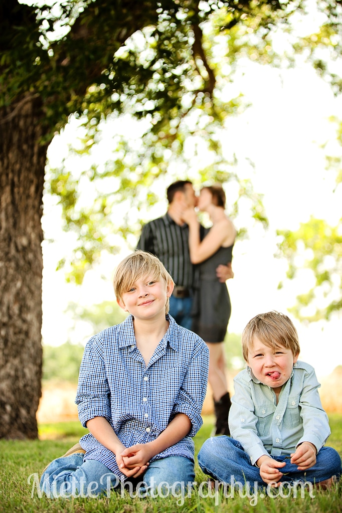 Super Family Fun Times | Outdoor Location Photography