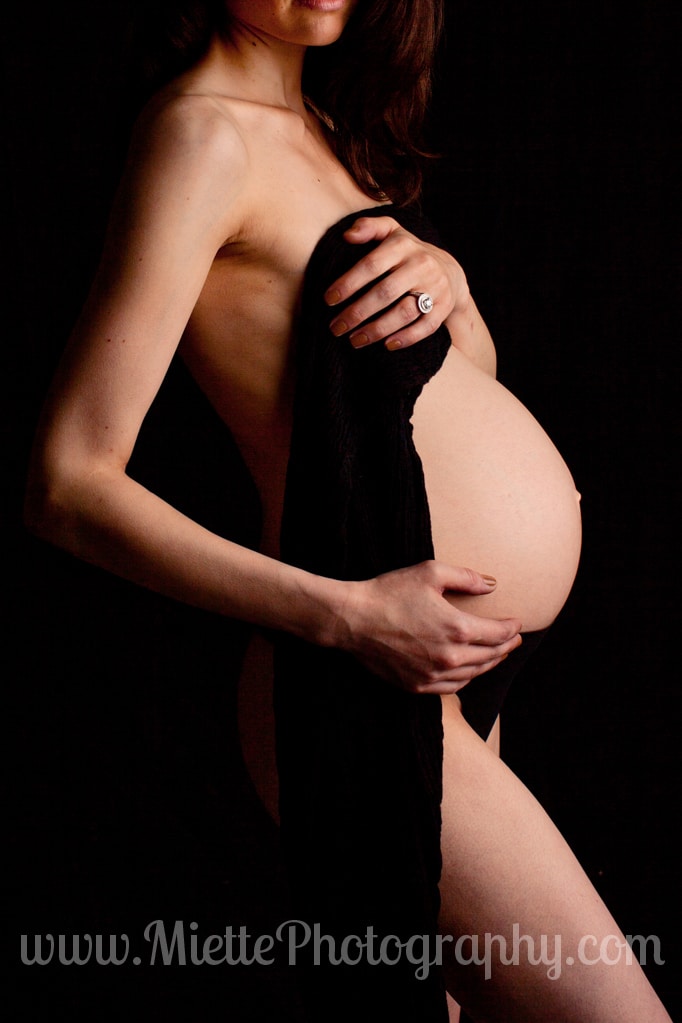 maternity photoshoot in private dallas studio