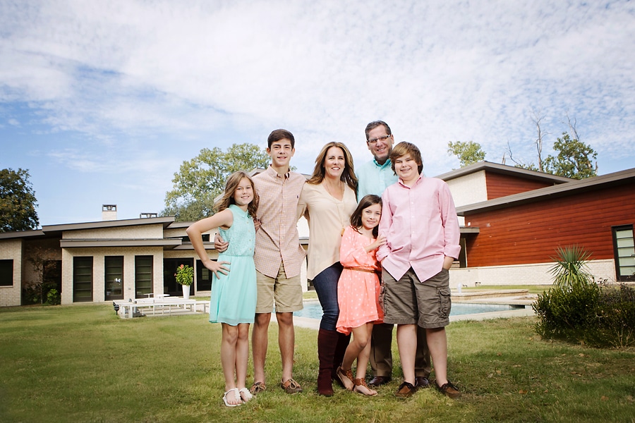 Fun In-Home Family Photo Shoot
