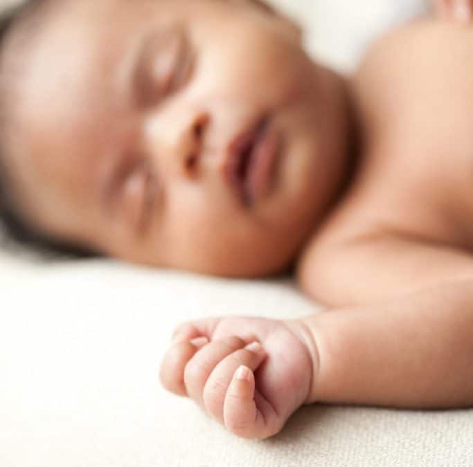 A Good Sleeper and Sweet Faces | Baby Photos