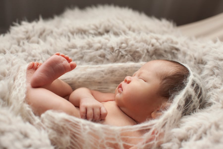 Don’t Forget – 6 Things to Bring to Your Newborn’s Photo Session