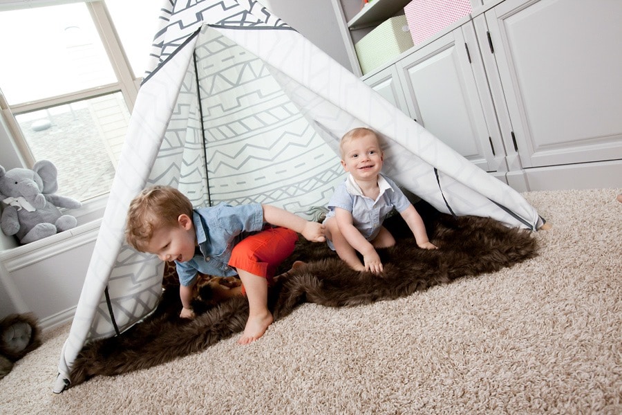 Sweet Toddler Photos Taken In the Home