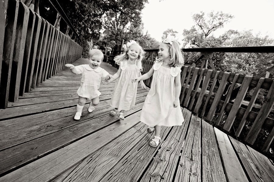 outdoor family photography session with beautiful little girls