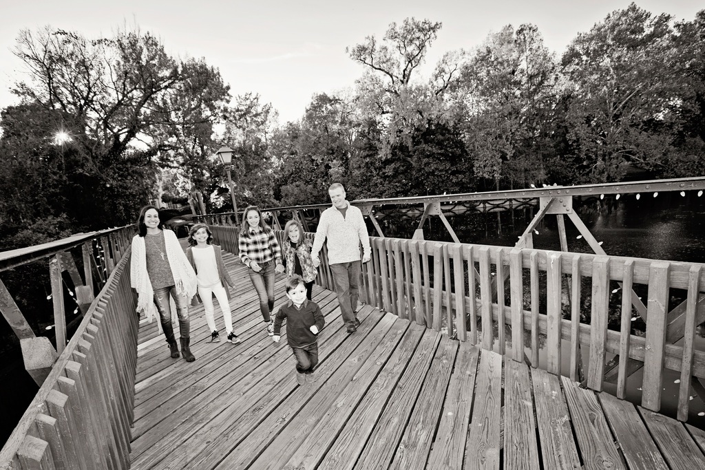 beautiful fall family sessions outside in dallas