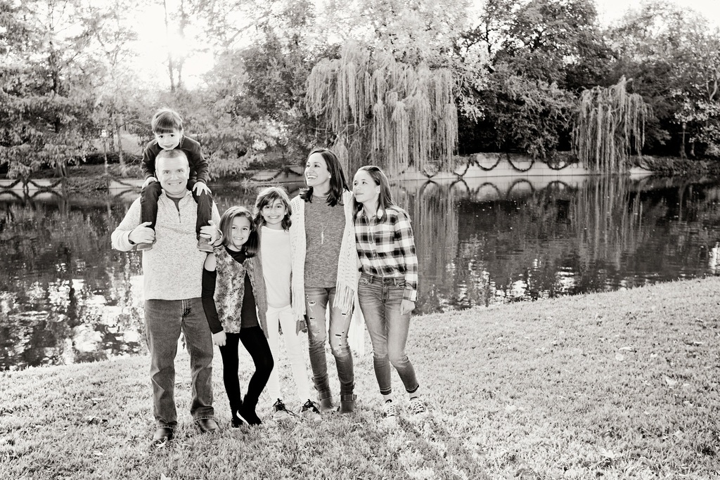 beautiful fall family sessions outside in dallas