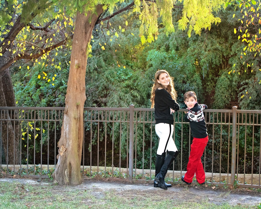 Family session with kids outside