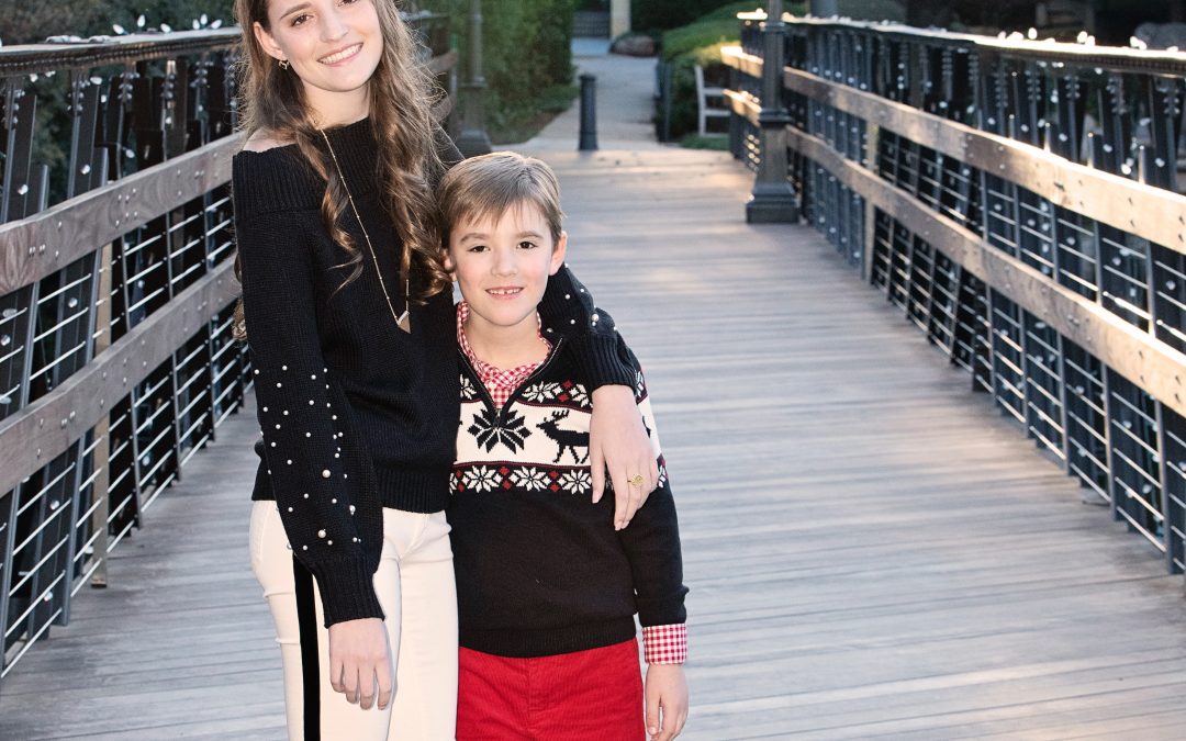 Family Outside in Preston Hollow | Family Photo Session