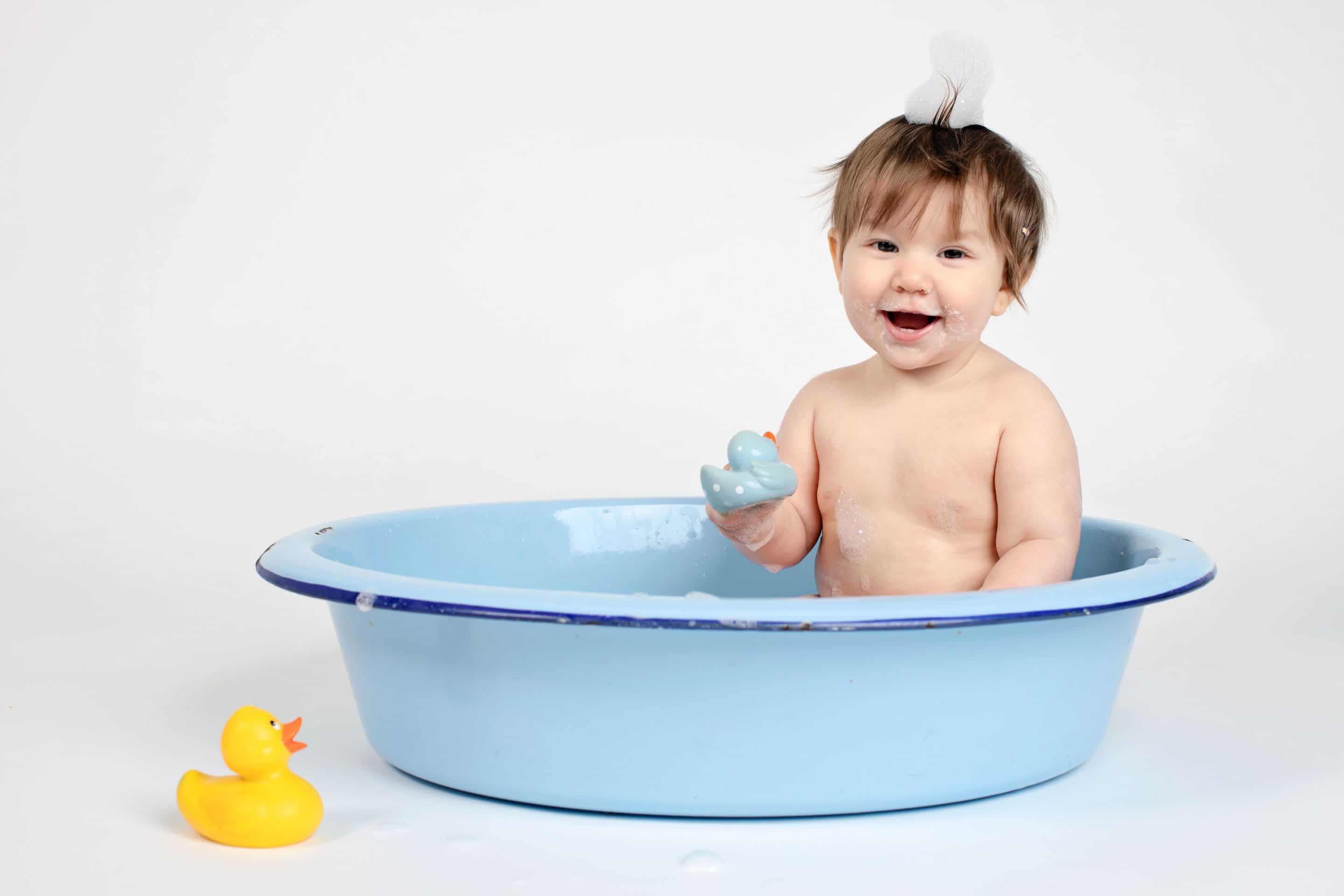 first birthday bubble bath photo shoot