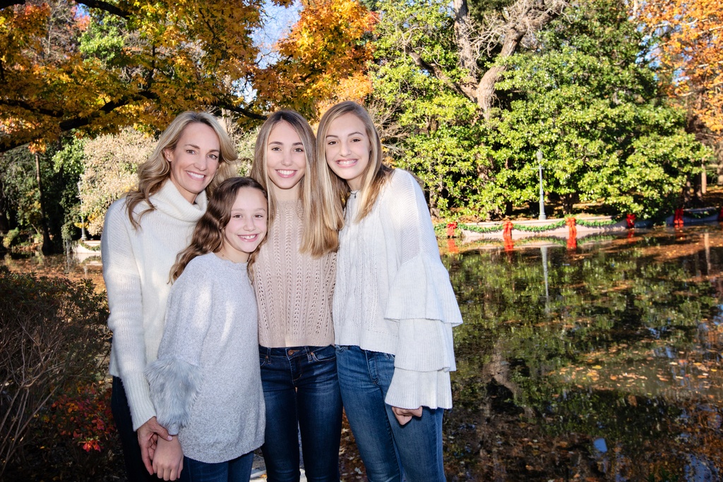 gorgeous group of sisters in fall family session outside in dallas