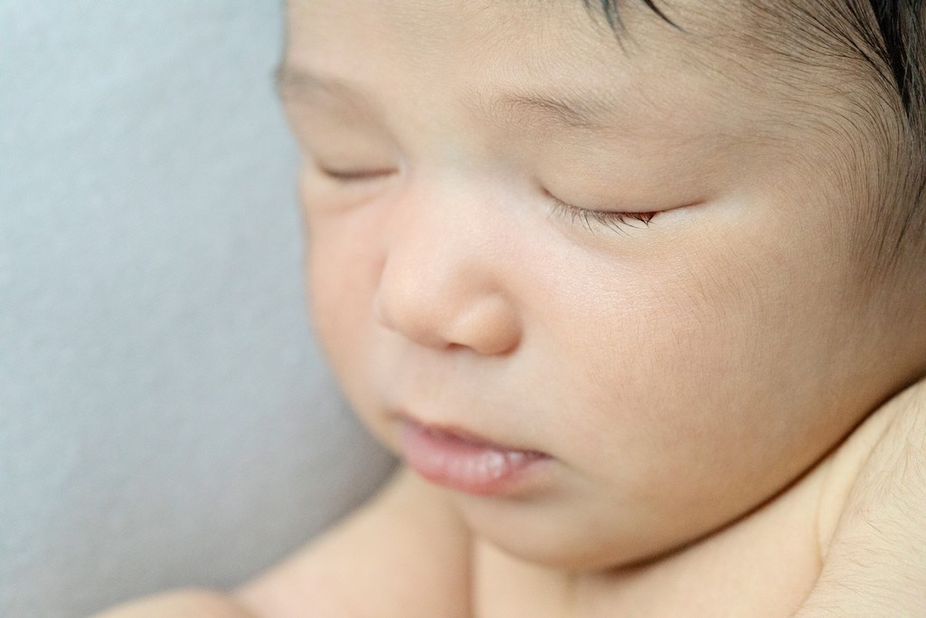 newborn studio session with parents