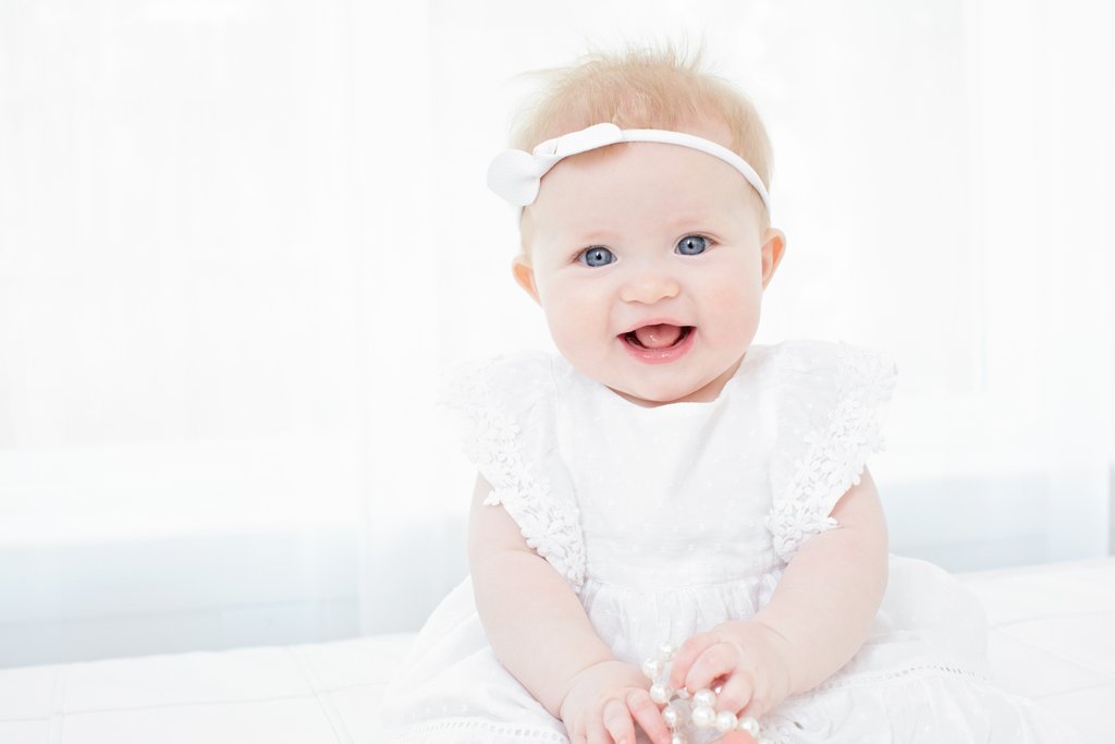 beautiful six month old photo session