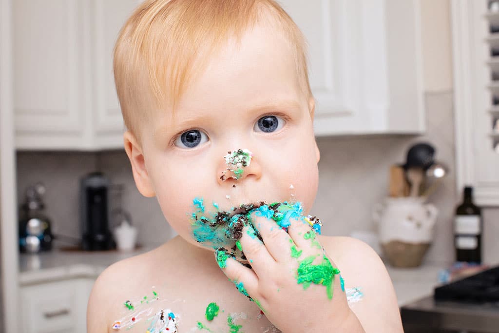 first birthday cake smash in at-home session
