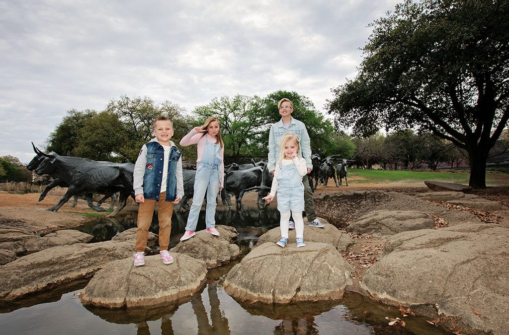 Deep in the Heart of Downtown | Dallas | Family Session