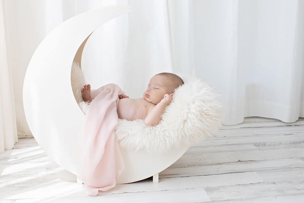 soft newborn session for gorgeous one month old girl