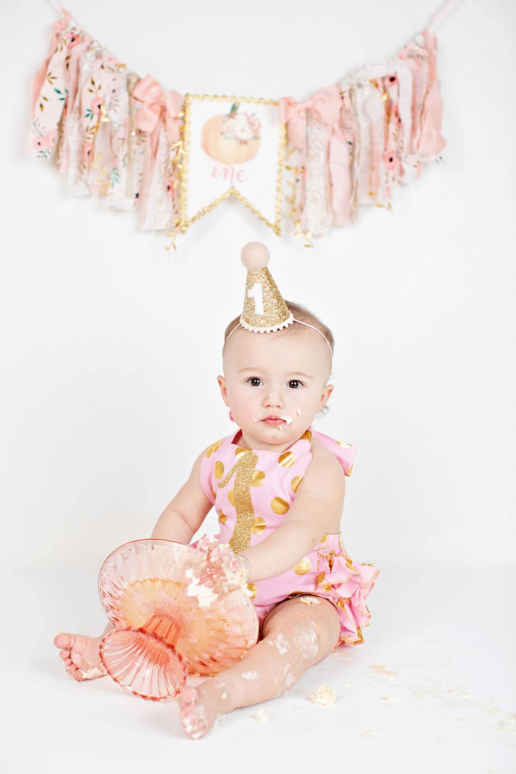 a very personalized first birthday session to capture baby's first milestone