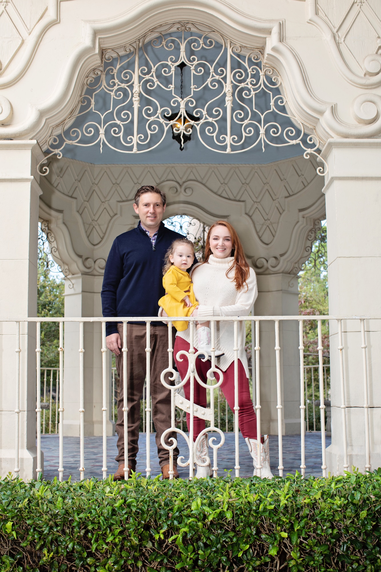 beautiful family session in fairytale location