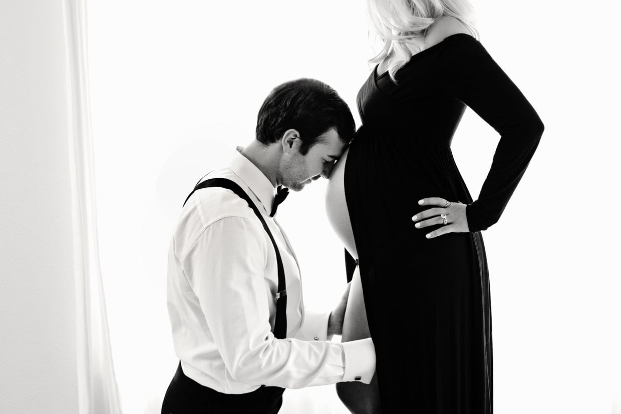 Gorgeous glam maternity session with Dallas based maternity photographer