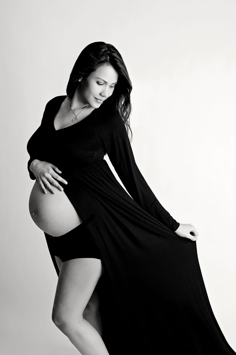 Expecting mother poses in dallas studio session