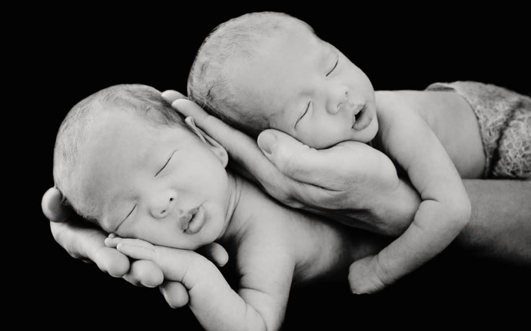 Twins in the Studio | Dallas | Month of Moms