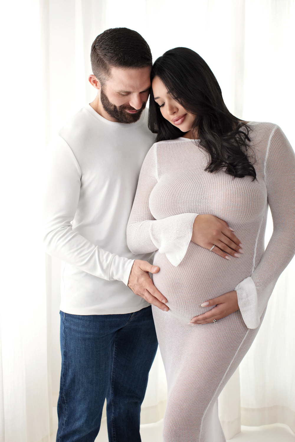 Romantic maternity photography session Dallas TX