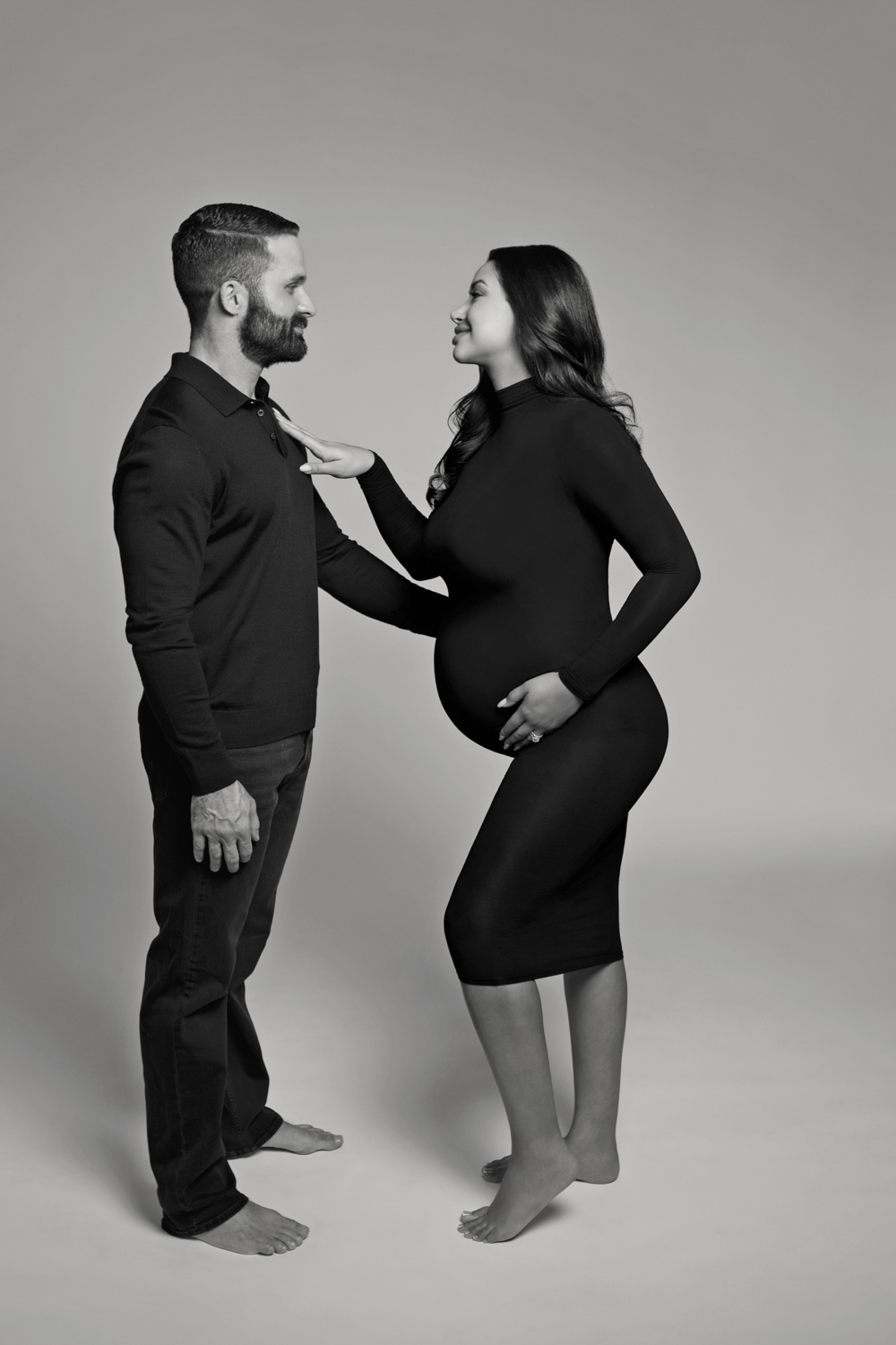 Romantic maternity photography session Dallas TX