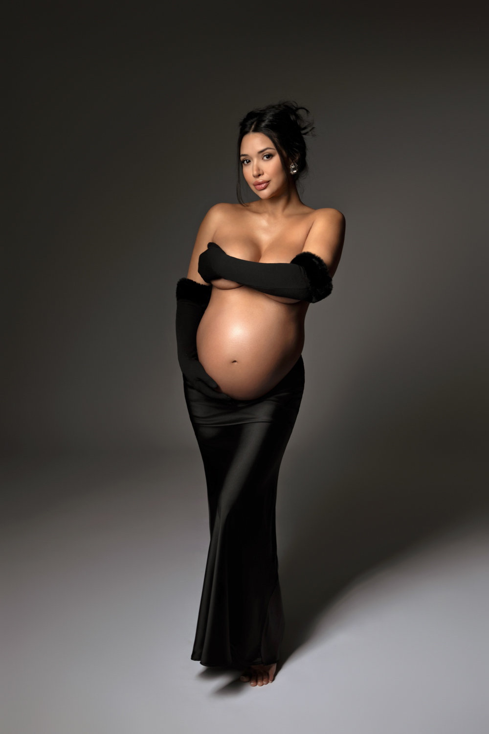 Glamorous maternity photoshoot Dallas maternity photographer